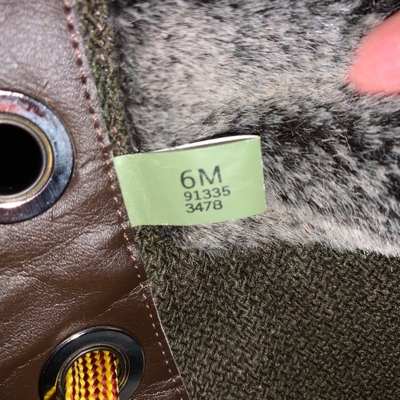 Women’s Timberland Boots - Picture 5 of 7